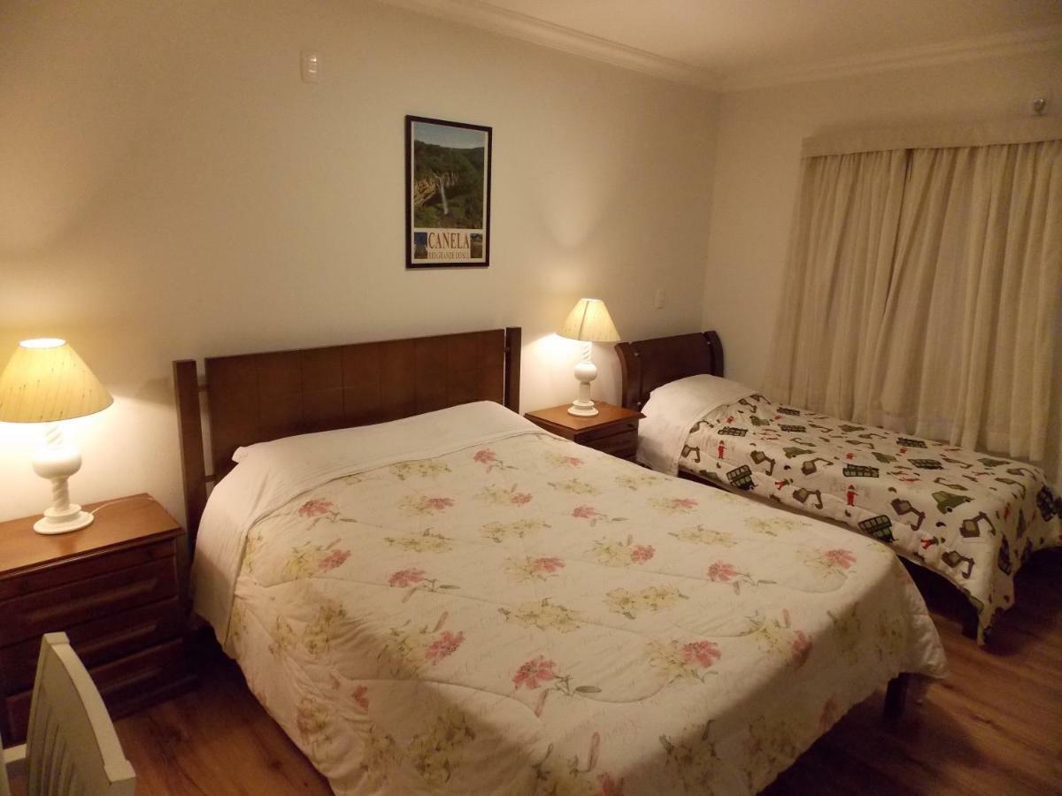 Triplex 3 Suites Em カネラ エクステリア 写真