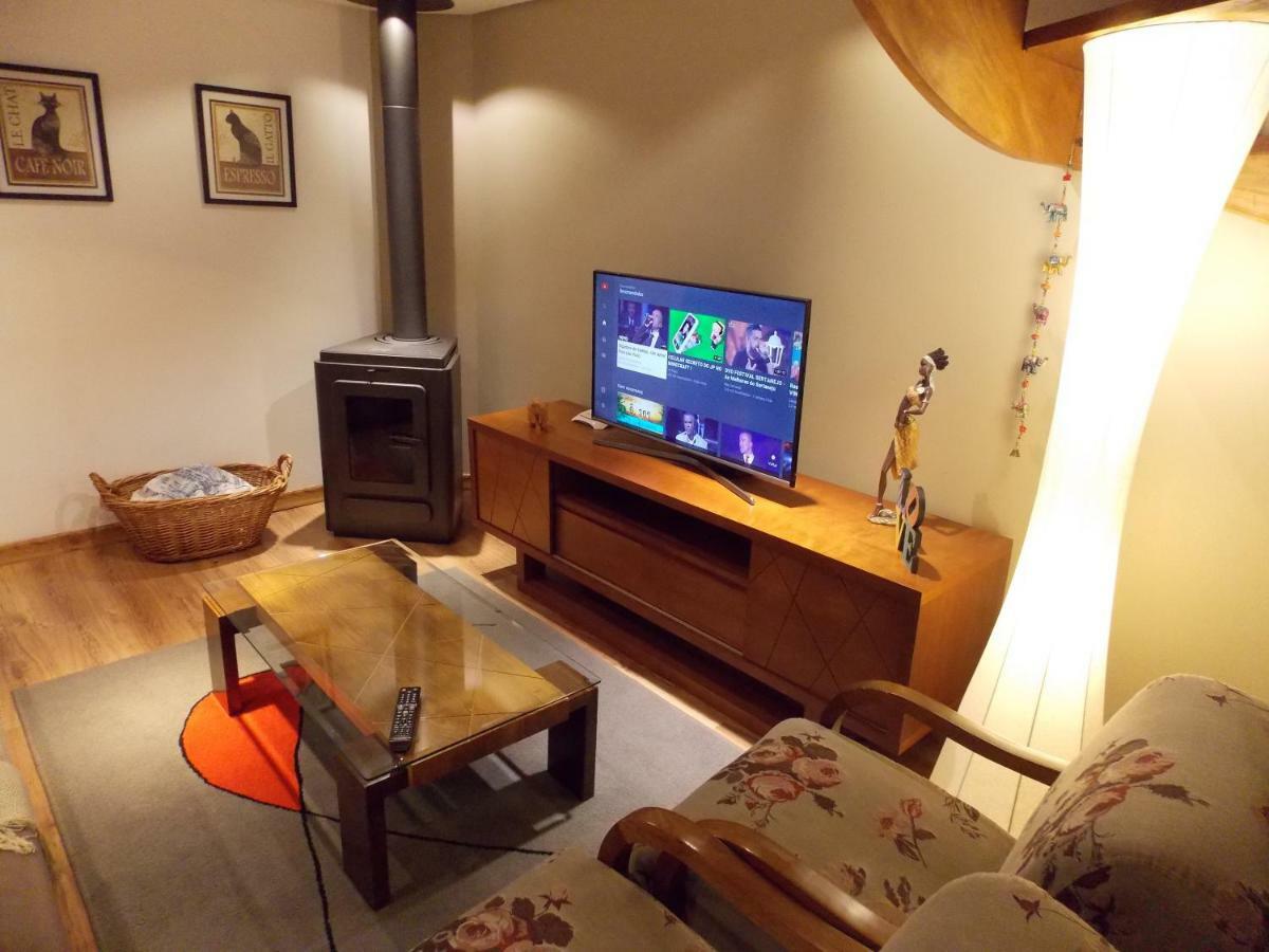 Triplex 3 Suites Em カネラ エクステリア 写真